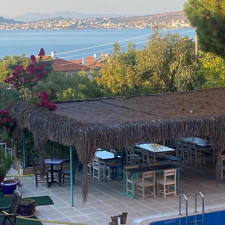 Tunc Hotel Ayvalik Exterior photo