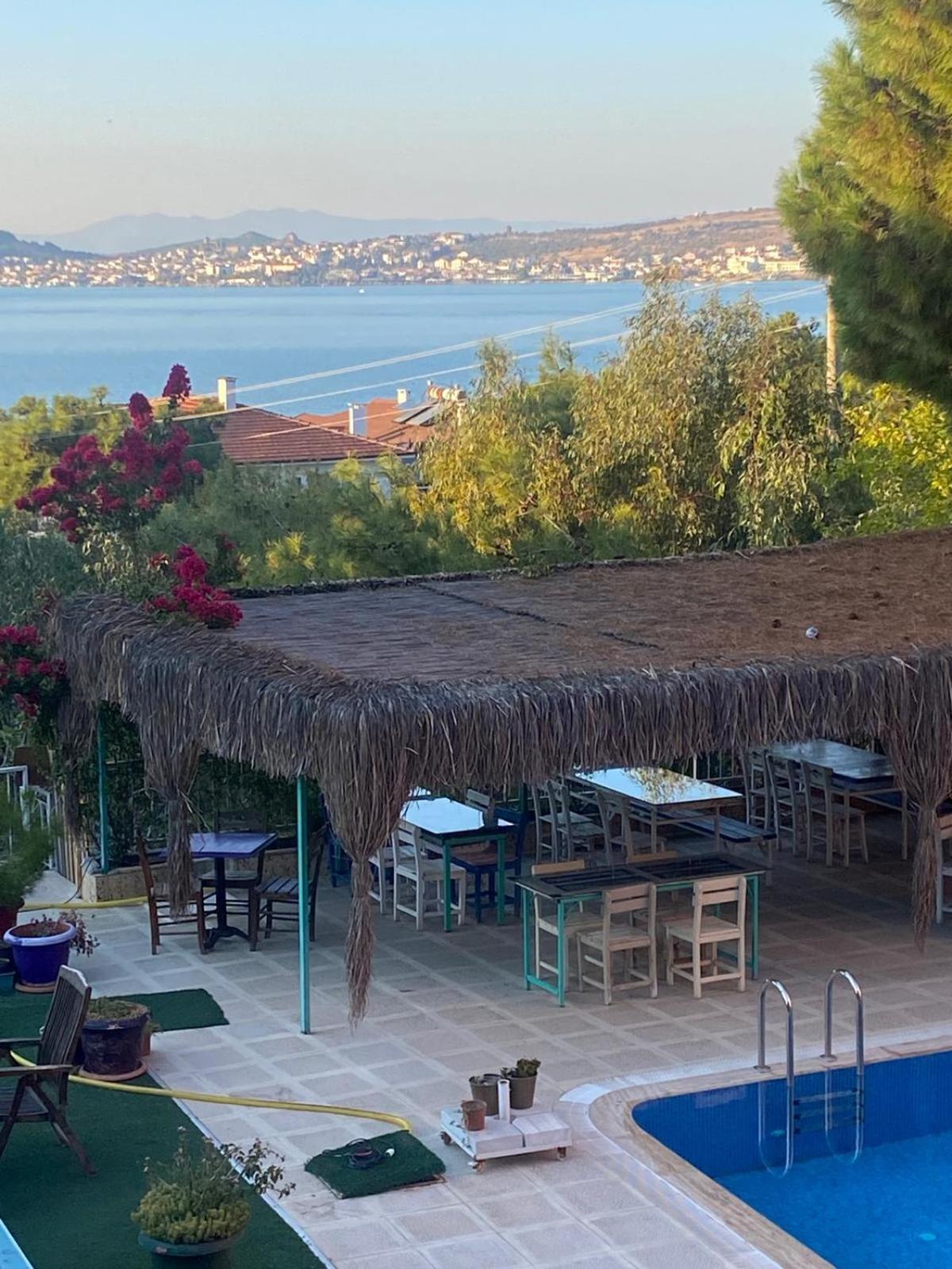 Tunc Hotel Ayvalik Exterior photo